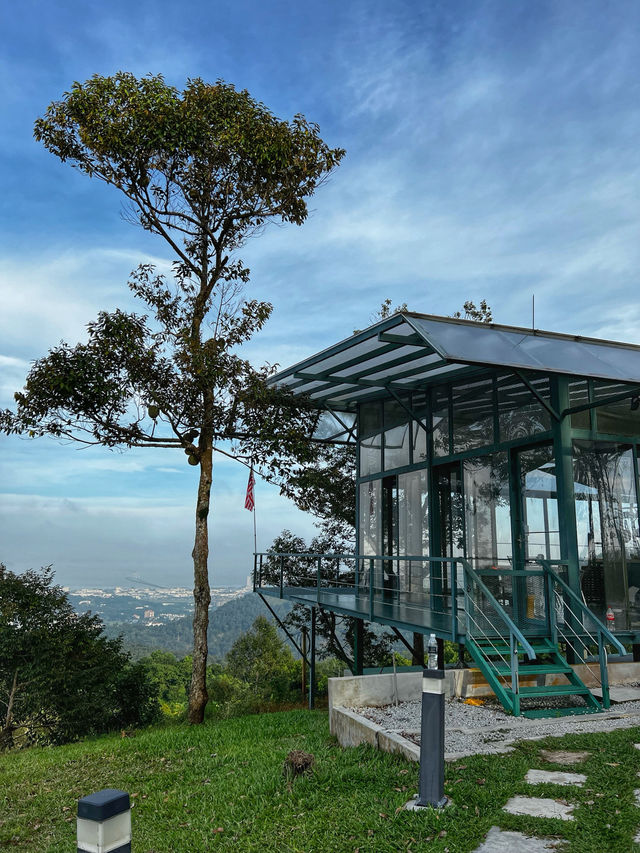 Hiking to Penang’s Hidden Glass House — With a Durian Surprise 
