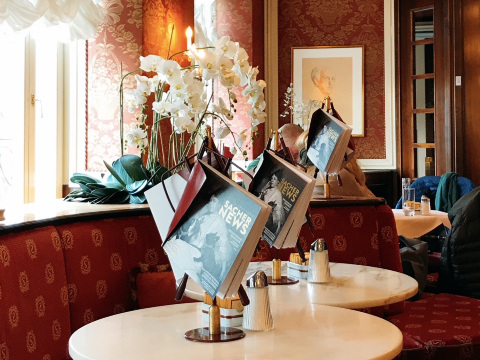 オーストリア🇦🇹】ザッハトルテ発祥の名店へ。 | Trip.com ザルツブルク