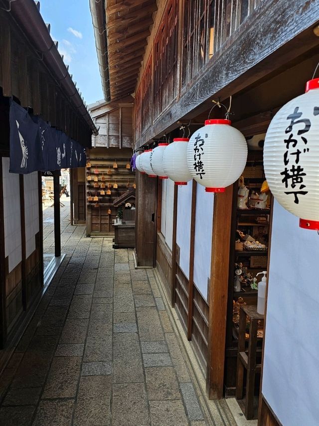 伊勢神宮前托福橫丁的療癒小角落〔招福亭喵喵神社〕🐾🎊