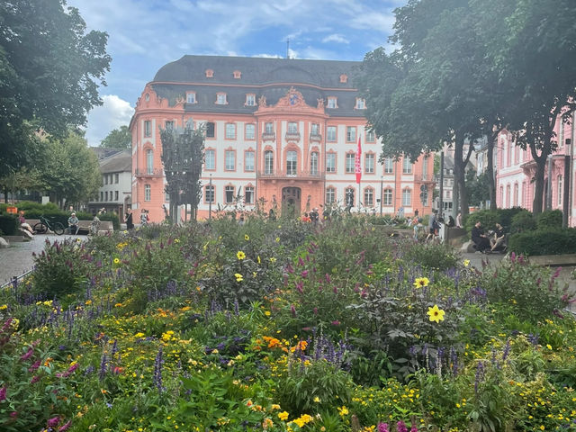 Mainz in a Day: Exploring History and Charm! 🇩🇪🚶‍♀️