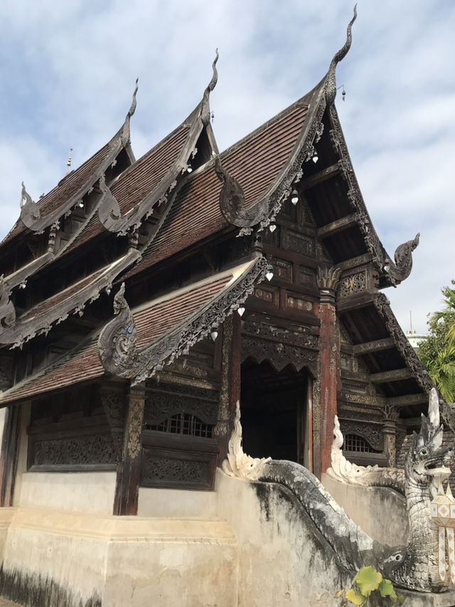 “พาคุณแม่เที่ยววัดอินทราวาส (วัดต้นเกว๋น) เชียงใหม่