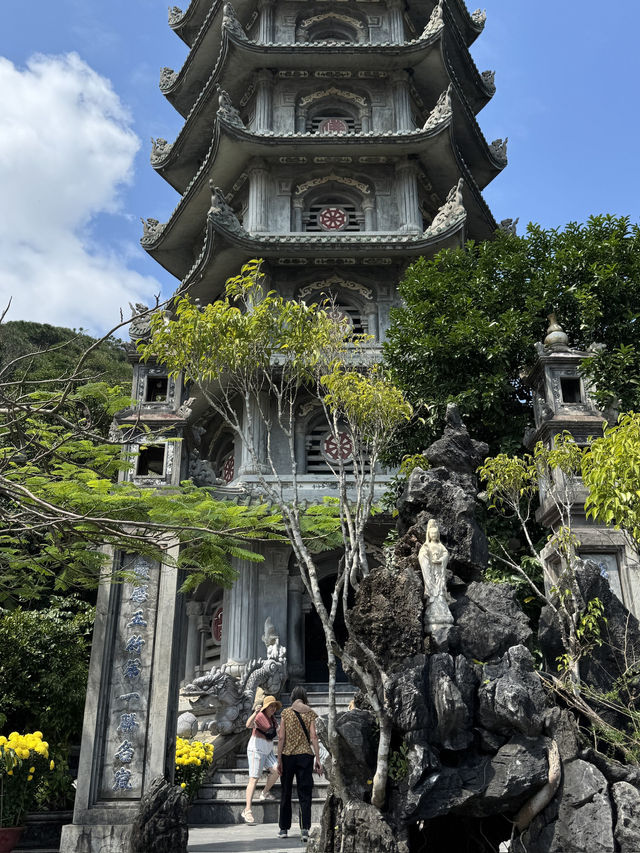 🏞️ Marble Mountain, Da Nang , where history meets the heavens