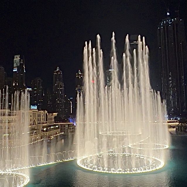 두바이 분수쇼 한눈에 감상하기⛲️