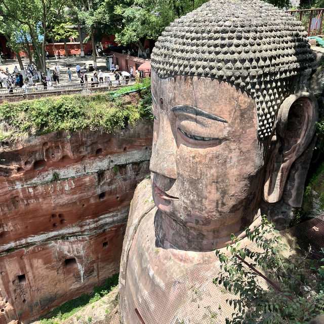 📍 Leshan Giant Buddha Guide | World’s Largest Seated Buddha Statue