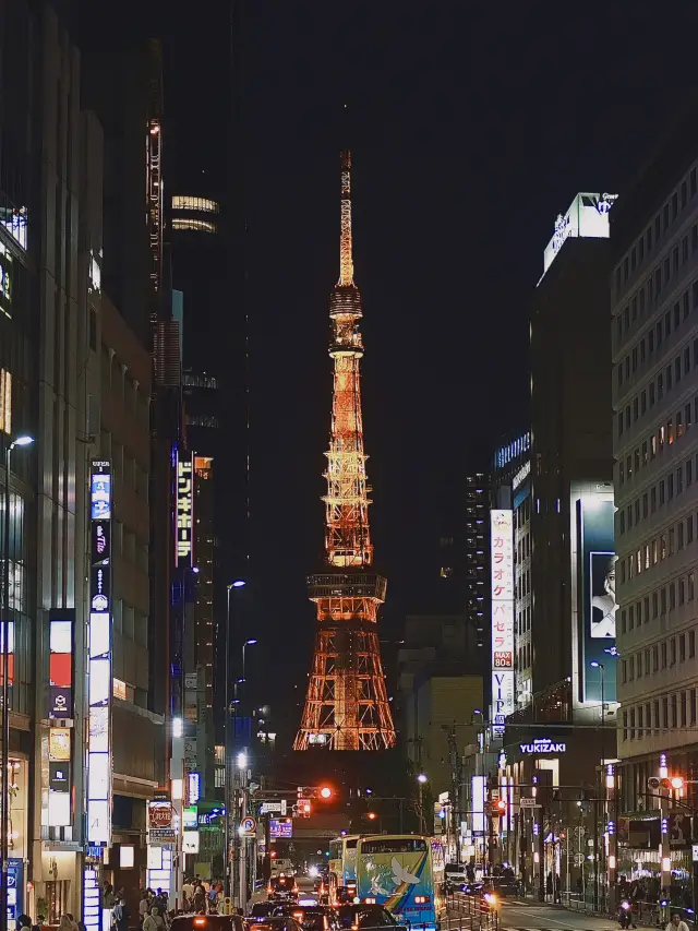 Tokyo Tower หอคอยสีแดงสุด iconic ของญี่ปุ่น 🗼❤️