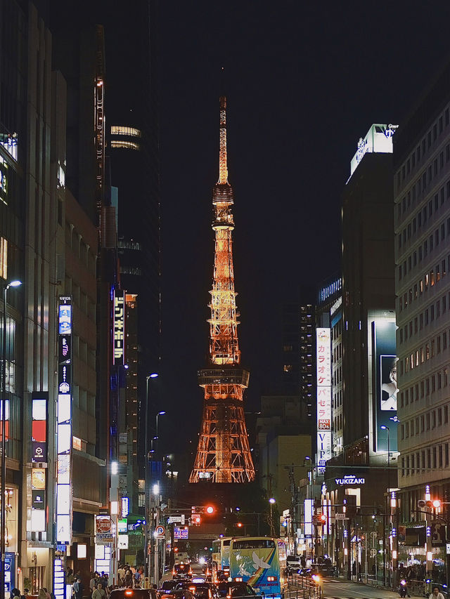  Tokyo Tower หอคอยสีแดงสุด iconic ของญี่ปุ่น 🗼❤️
