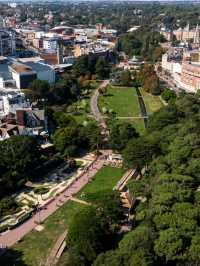 Beautiful park, Has lower and high parks and can takes you Bournemouth Beach, the pier, cafes, and amusements
