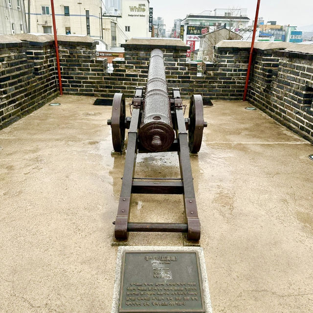 🏯 Walls of Time: A Stroll Through Suwon Hwaseong Fortress