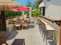 A nice cozy summer at The Palm Suites