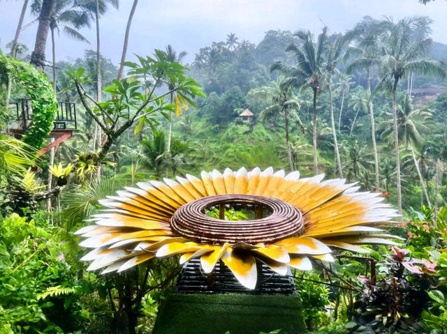 Bali's Scenic Gem: Tegalalang Rice Fields