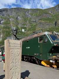 🇳🇴 Norway in a Nutshell: The Most Breathtaking Day Trip in Northern Europe! 🚢🚞