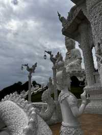 Wat Huay Pla Kang the peace dragons tower 