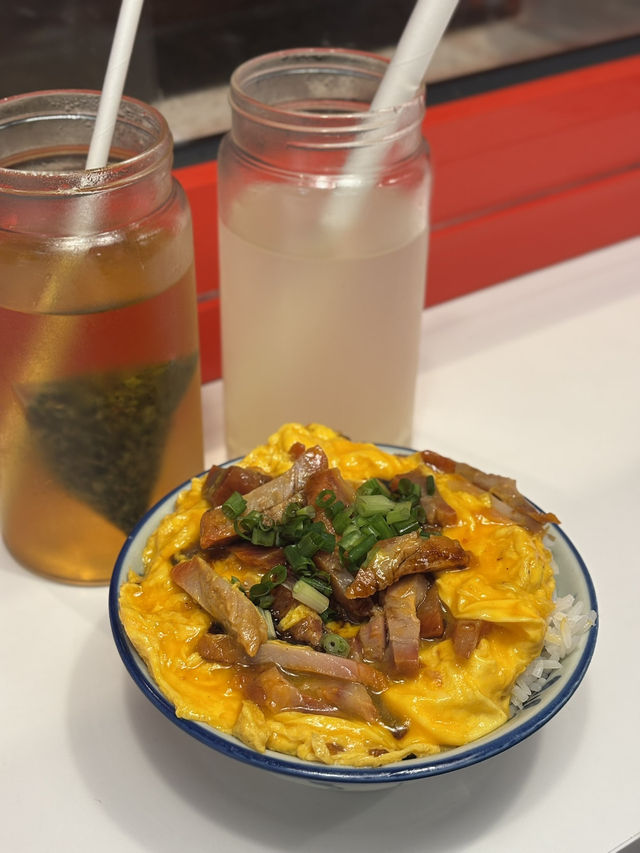 地道親民港式茶餐廳＋馬拉風味必試蛋炒豬腸粉！