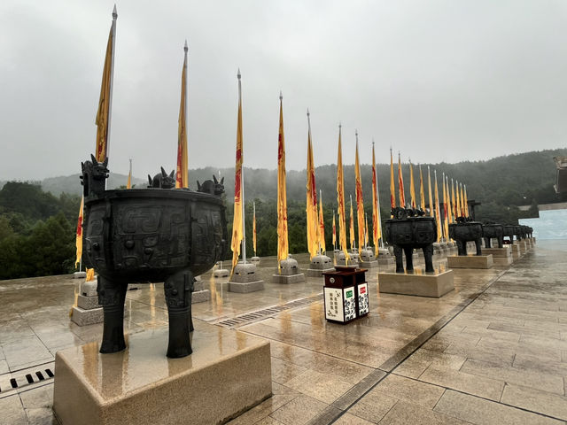 ⛰️ Huangdi Mausoleum — The Legendary Ancestor’s Tomb