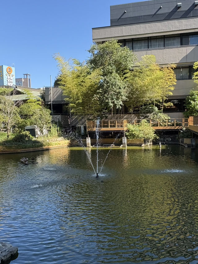 《神戶生田神社|紅色鳥居下的浪漫與歷史巡禮》 	《神戶生田神社|紅色鳥居下的浪漫與歷史巡禮》