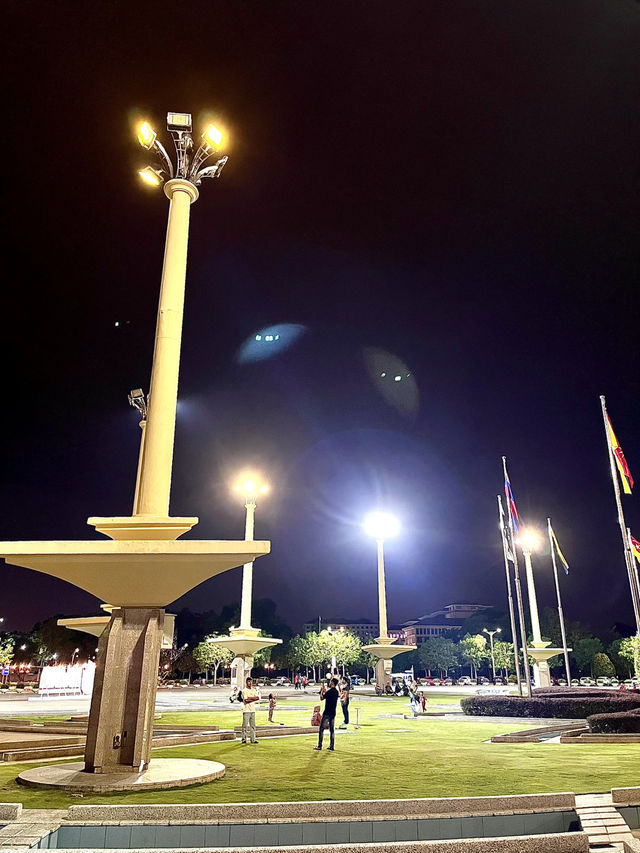 Pink Mosque at Night: Dazzling Jewel of Putrajaya