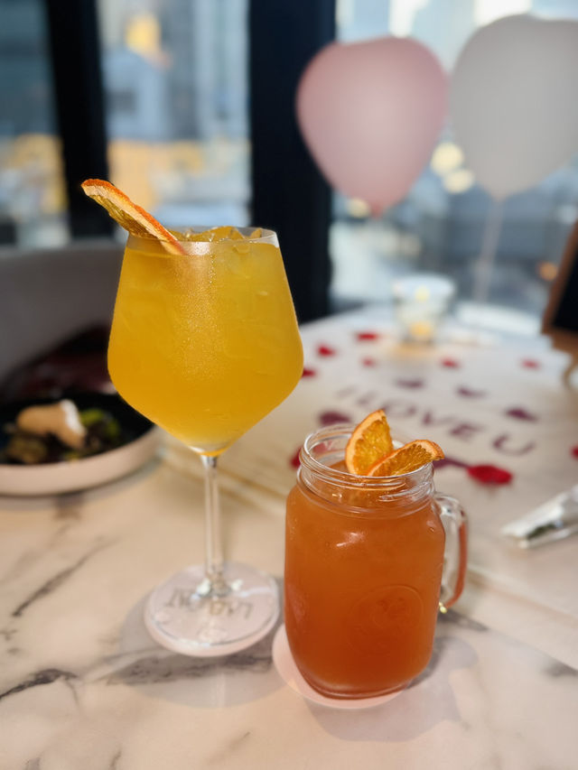 🍴【旺角節日慶祝首選！母女打卡西餐+畫碟冧爆媽咪🌹】  