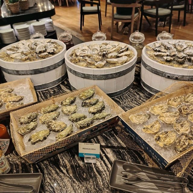 🍽️ Seafood Night at Flock, W Hotel – A Must Try Dining Experience!