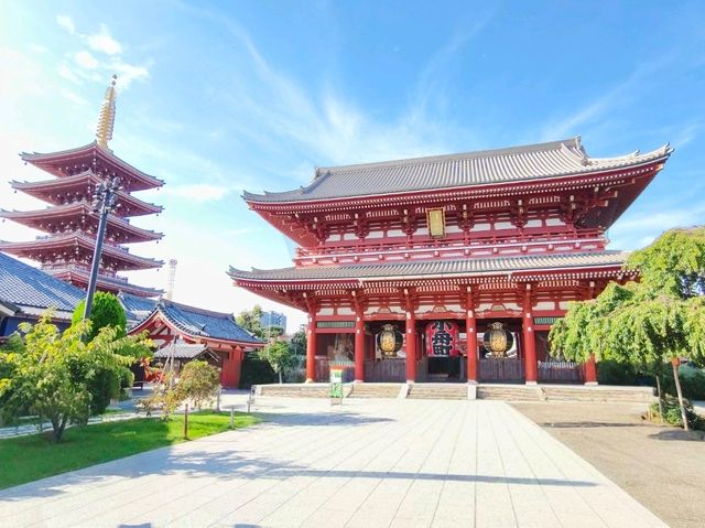 東京超人氣景點：淺草寺（雷門），邊拍照邊開心吃甜點