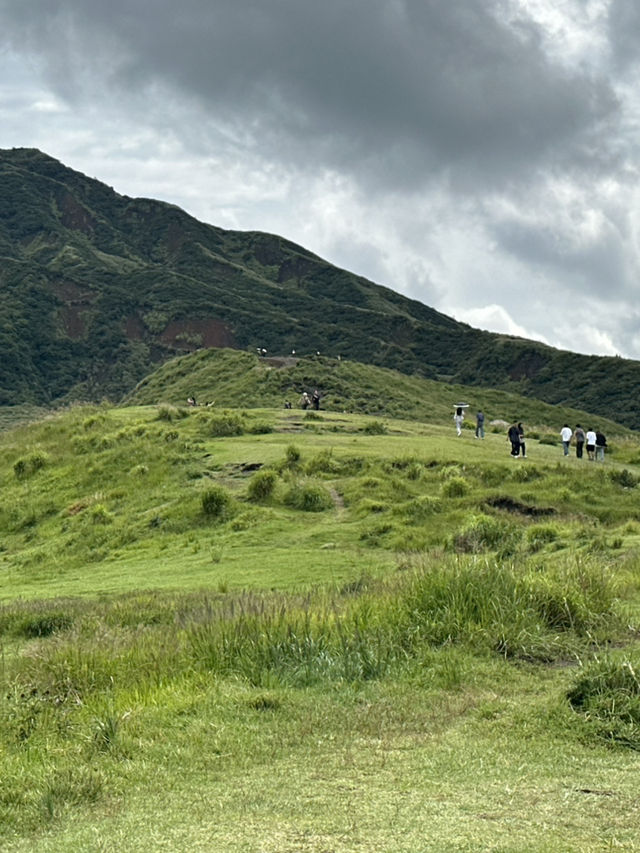 九月漫步草千里，在火山腳下感受無邊綠意