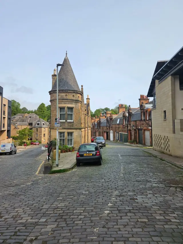A Peaceful Escape Along the Water of Leith in Dean Village