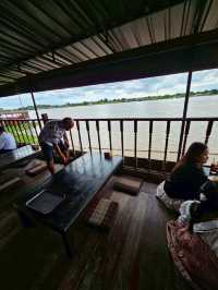 ร้านอาหาร บ้านระเบียงน้ำ