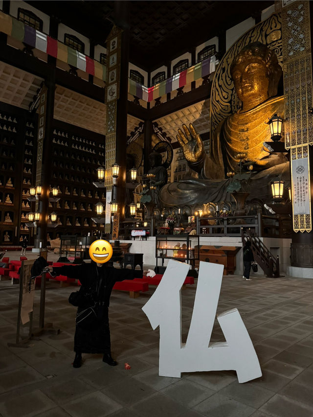 日本一の大仏と1281体の石仏に圧倒されます！