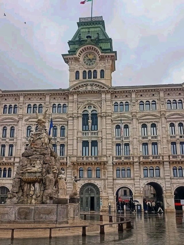 🌊 Trieste – Italy’s Hidden Gem by the Adriatic Sea 🌊 Trieste – Italy’s Hidden Gem by the Adriatic Sea