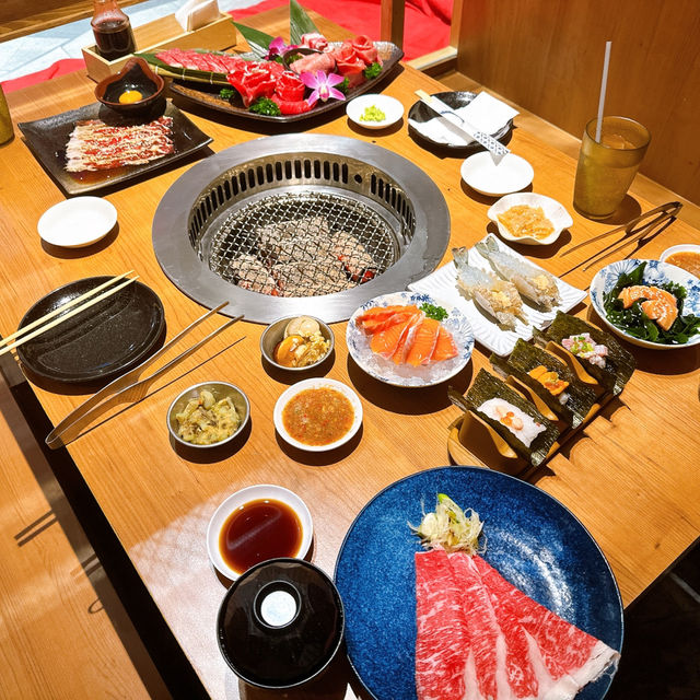 Red Panda Yakiniku in Thailand 🐼🔥