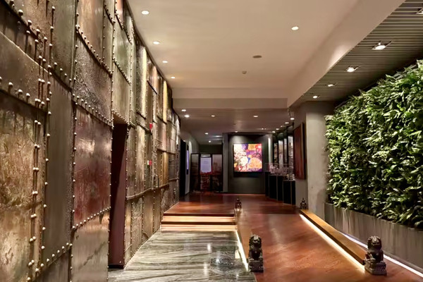上海外灘英迪格飯店/一開窗就是黃浦江夜景,這就是上海外灘的魅力 |Trip.com