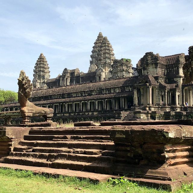 Serene Siem Reap: Temples and Tranquility 🌿