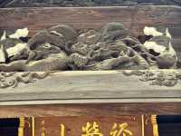 There are many attractions such as magnificent sculptures and gardens