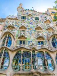 Casa Batlló: Gaudí’s Dreamlike Masterpiece on Passeig de Gràcia