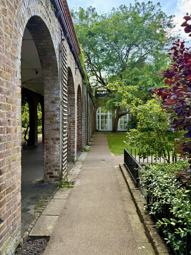 Holland Park