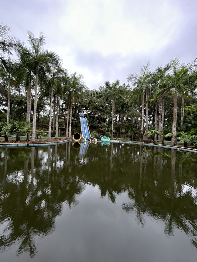 Abandoned park in the international woman’s day?! Easy 🥰