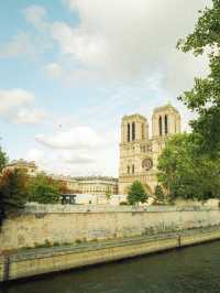 ๐จ๐ท Paris Weekend Getaway: Arts & Culture ๐ผ๏ธ๐ถ