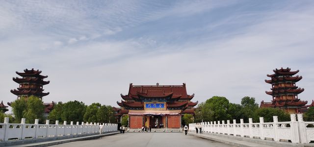 南海禅寺是亞洲最大的佛教寺院