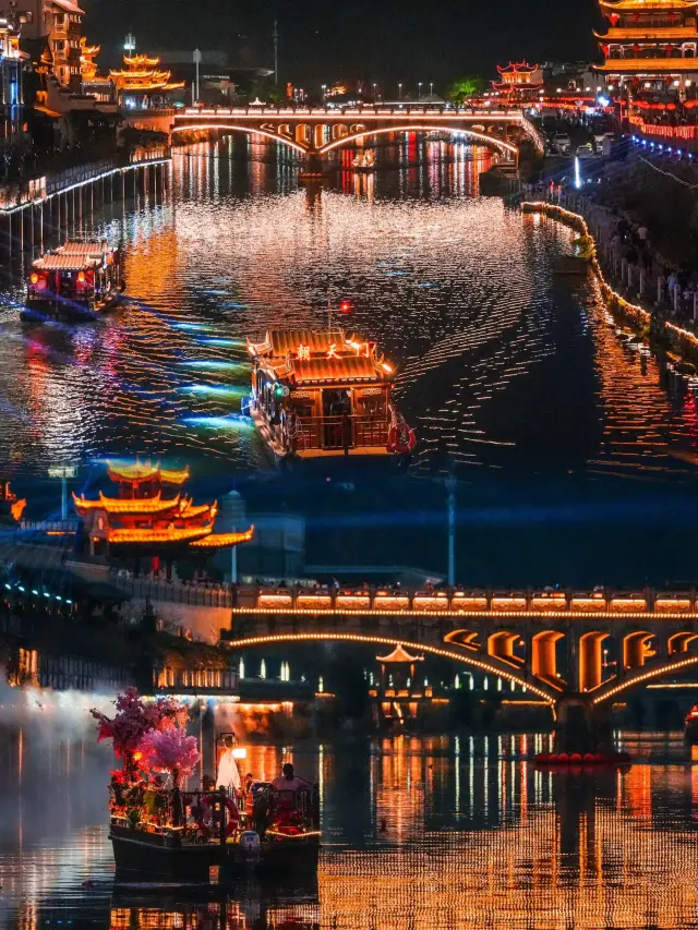 Not only Hunan's Fenghuang, but Fujian also has such a thousand-year-old ancient city