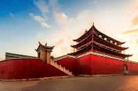 中國最後一座活著的古城，比麗江接地氣，比大理物價低