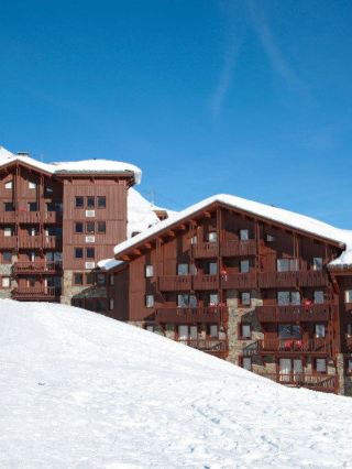 🌟 Tignes Treats: Top Stays at Les Suites du Montana 🏔️