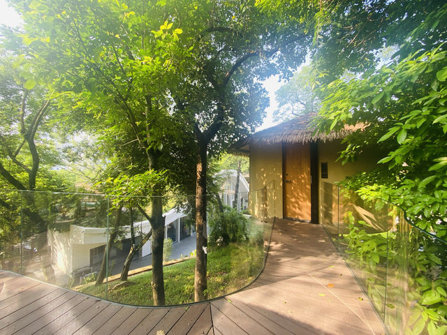饒平大肚林山莊，溫泉無邊泳池海鮮自助餐