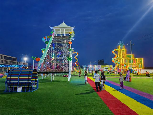 泰安文旅小鎮親子樂園，夜場夜遊太滋咧