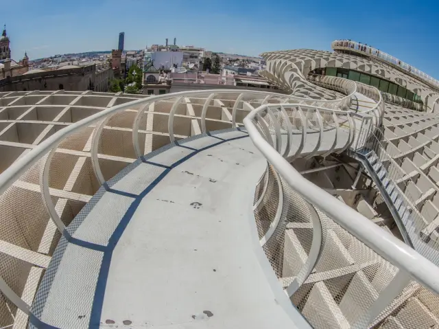 You have to see THIS Architecture!