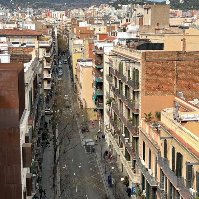 Barcelona stay at 70 