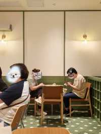 上海好看嘅莫蘭迪配色咖啡室。