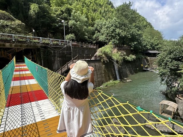 安吉·長谷洞天｜見山吸氧🫧。