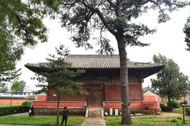 閣院寺文殊殿。