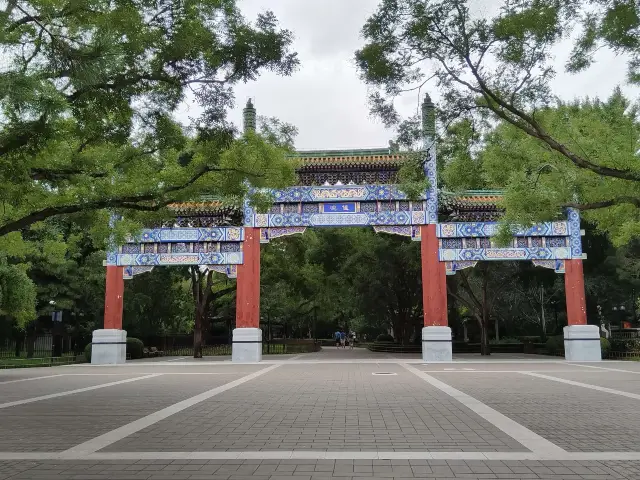 北京假日休閒好去處：陶然亭公園。