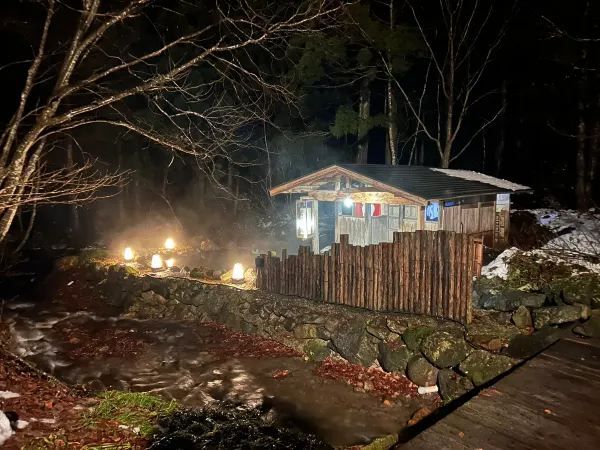 Achieving the Goal of Soaking in an Outdoor Hot Spring Amidst Heavy Snow - Akita Kaniyu Onsen