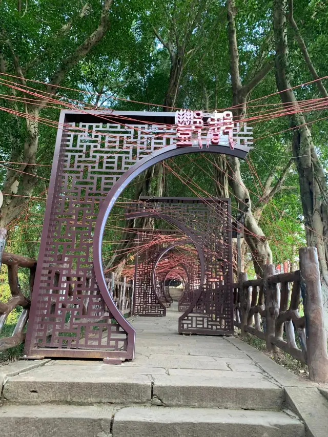 Weekend trip to Fengdu!!!
